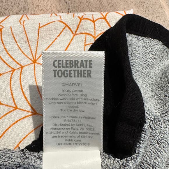 Marvel Spider-Man Kitchen Towels 2-Pack Eat The Universe Terry Halloween New - Picture 6 of 12